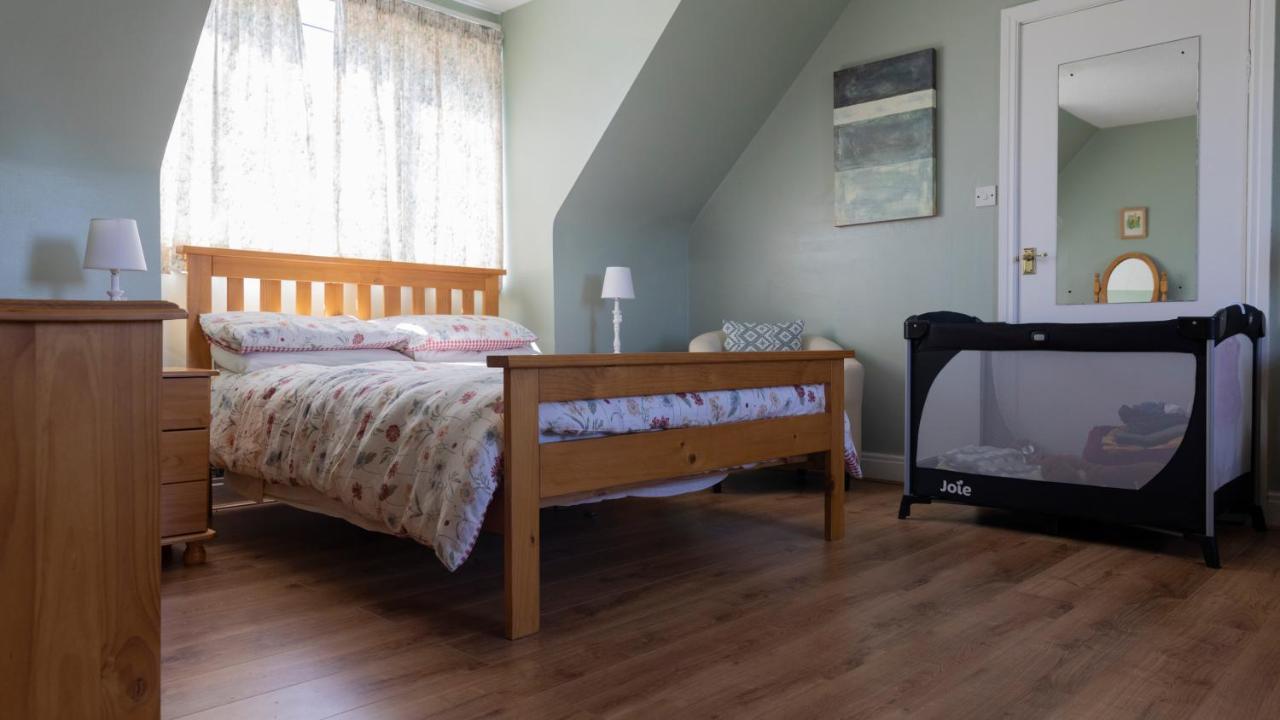 Barrymor Twin, Family And Double Room 巴利瓦根 外观 照片